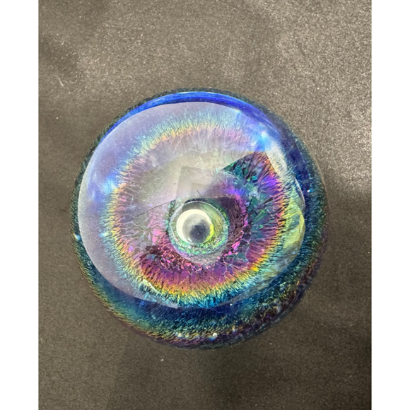 ROBERT EICKHOLT Art Glass Egg Shape Signed 2001 Paperweight - Picture 6 of 6